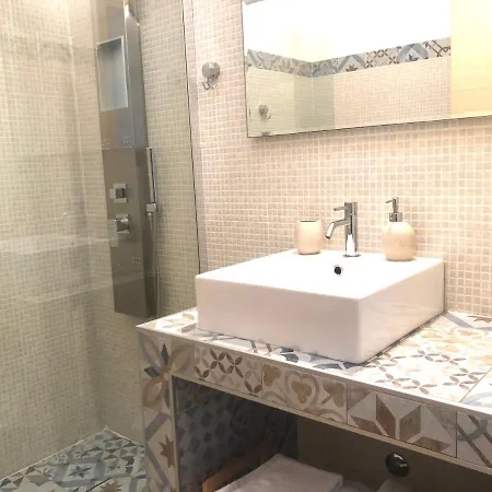 Alojamento de Acomodação e Pequeno-almoço Messapia